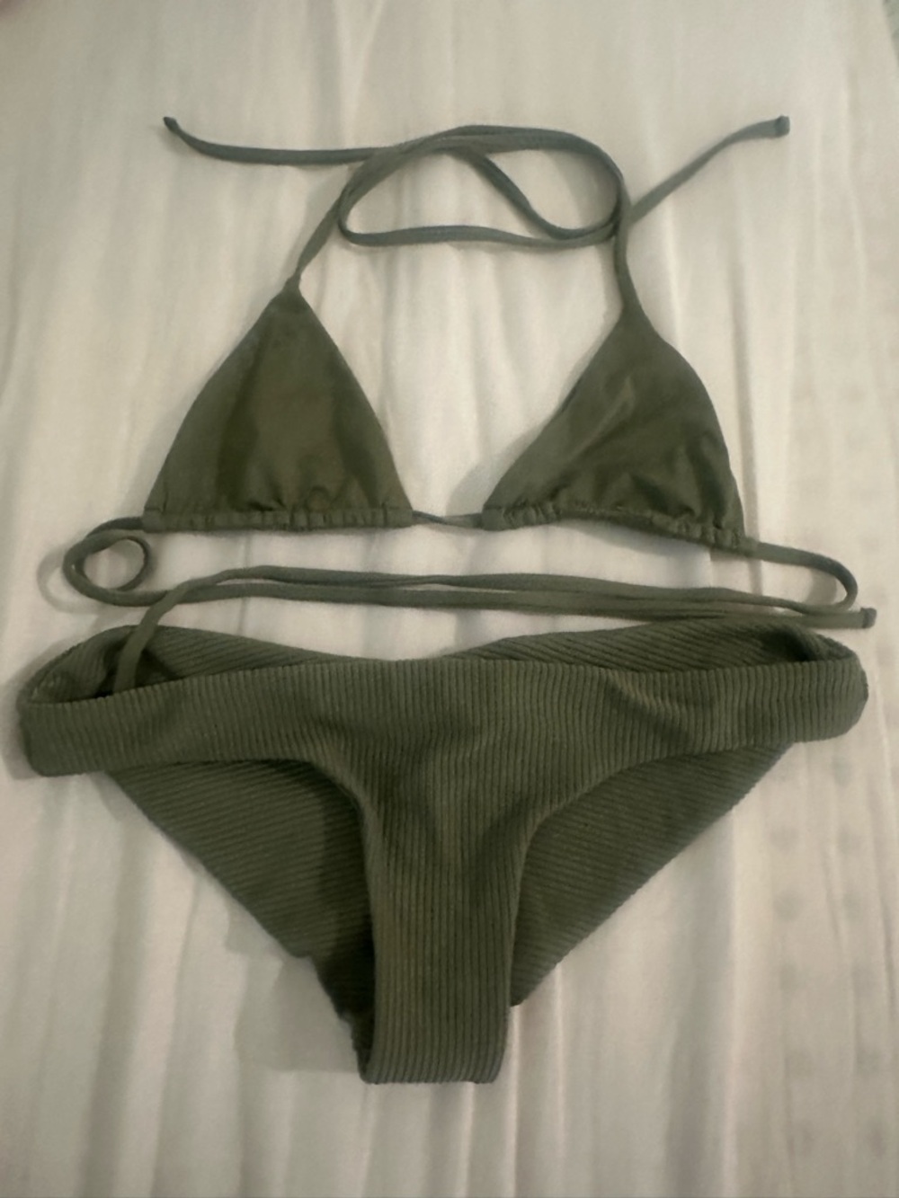 Frankie’s Bikinis Bikini Set (Green)